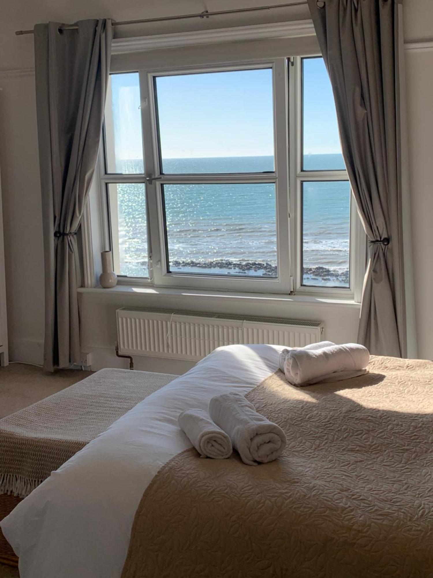 Beach View, 4 Bedroom House Opposite The Sea! Sleeps 10 ساندجيت المظهر الخارجي الصورة